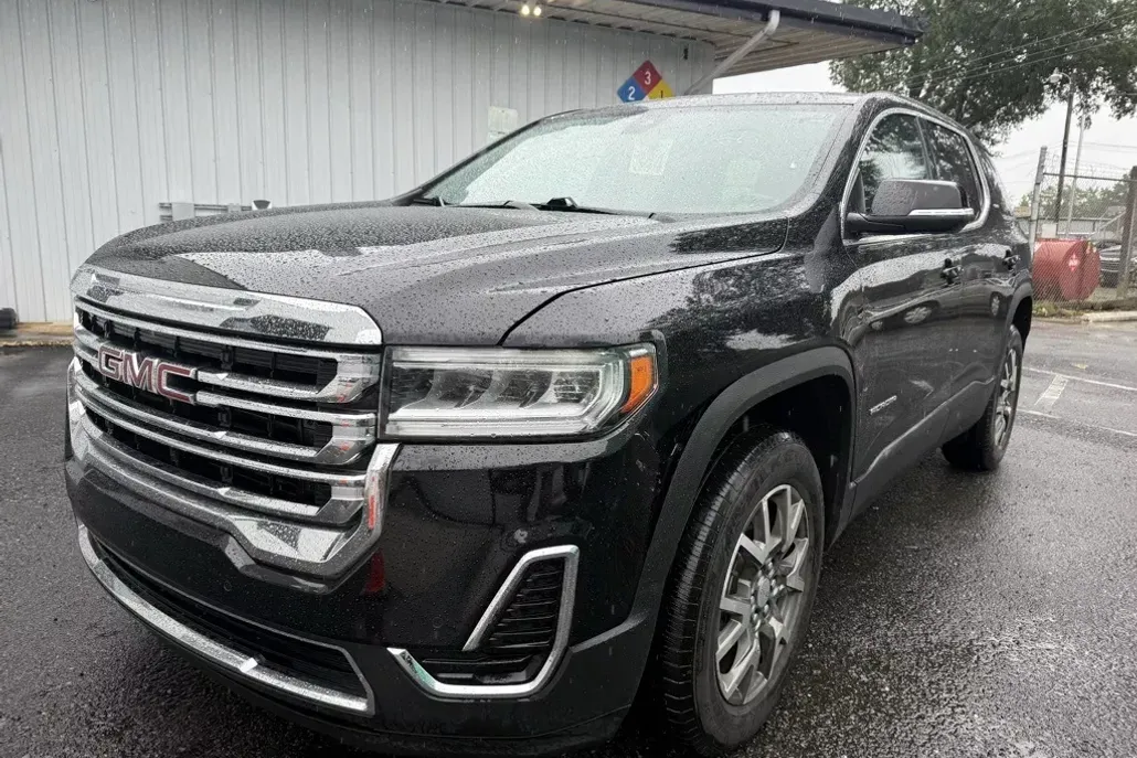 2022 Gmc Acadia SLE photo 1