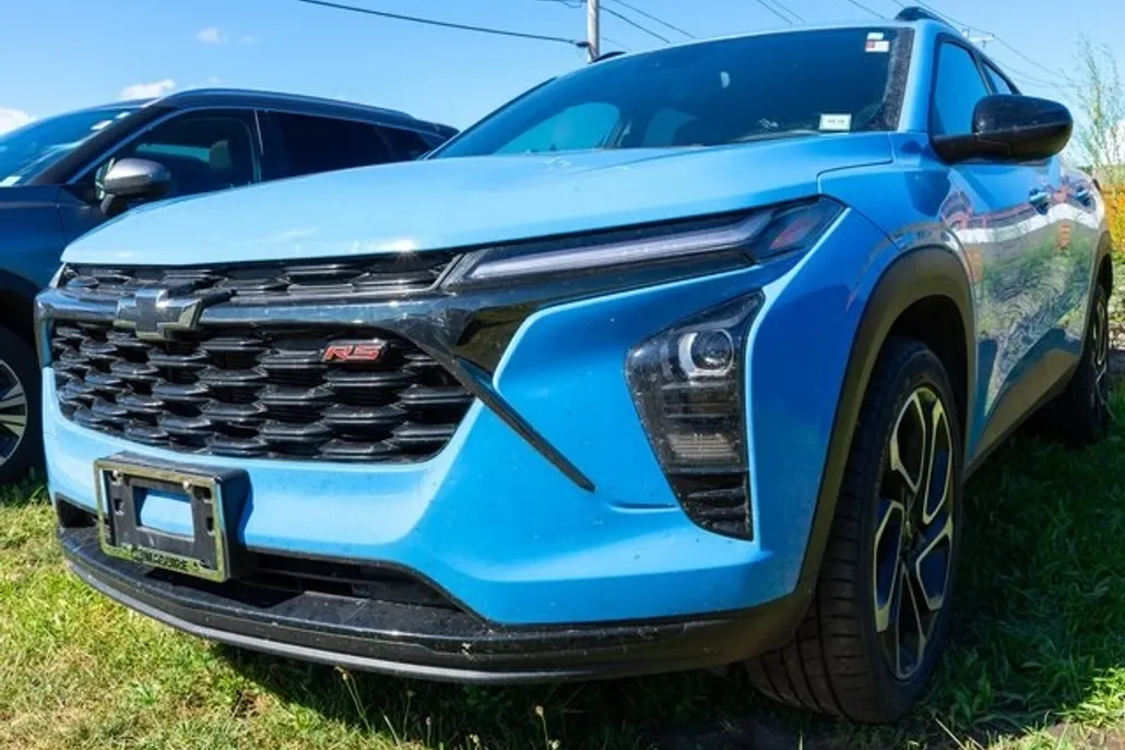 2024 Chevrolet Trax photo 1