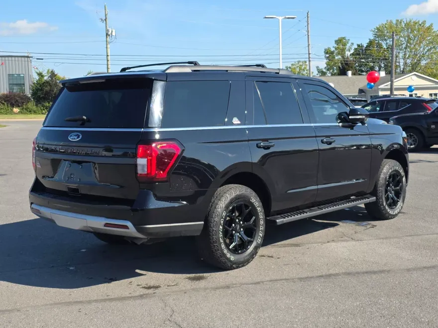 2024 Ford Expedition Timberline photo 1
