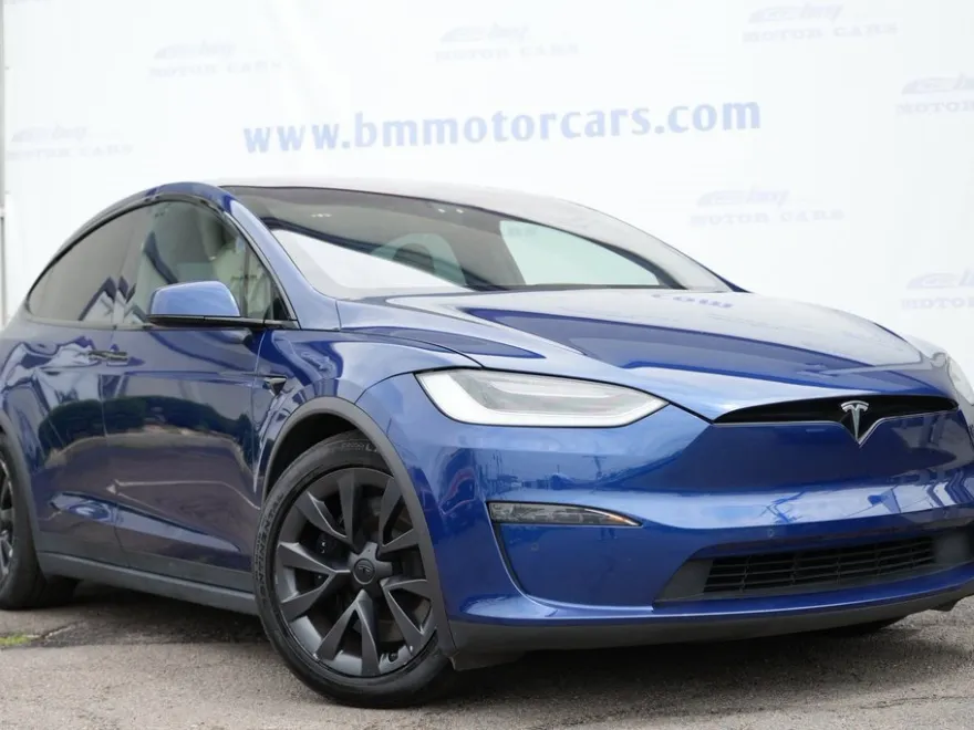 2022 Tesla Model X photo 1
