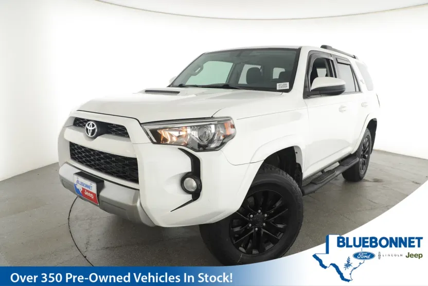 2019 Toyota 4Runner TRD photo 1