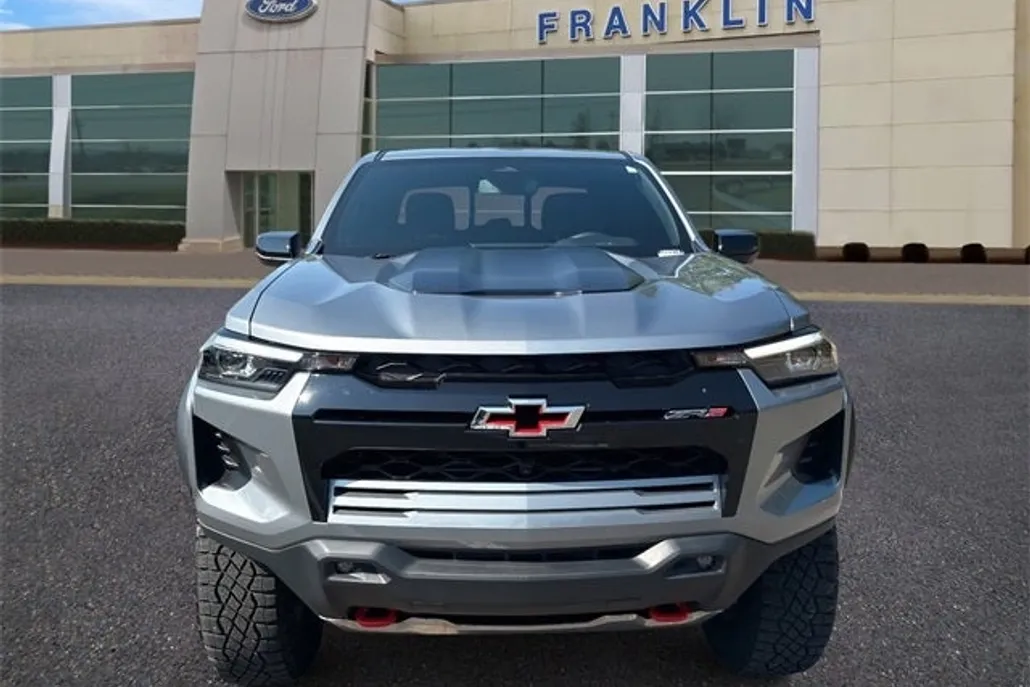 2024 Chevrolet Colorado ZR2 photo 1