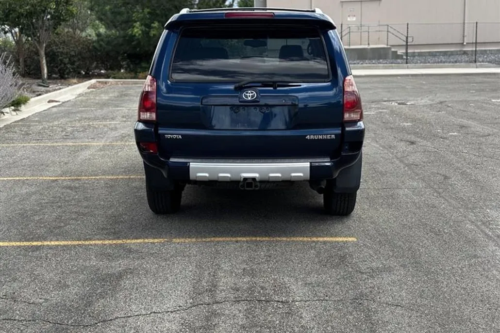 2003 Toyota 4Runner Limited V6 photo 1