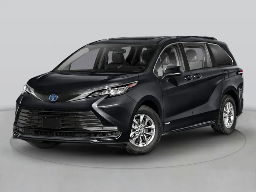 2023 Toyota Sienna XLE photo 1