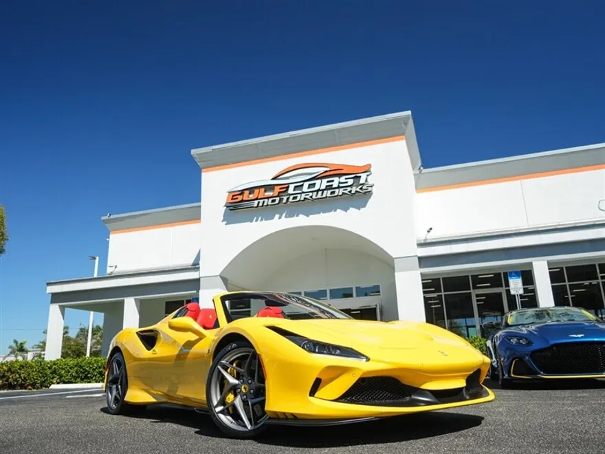 2022 Ferrari F8 Spider photo 1