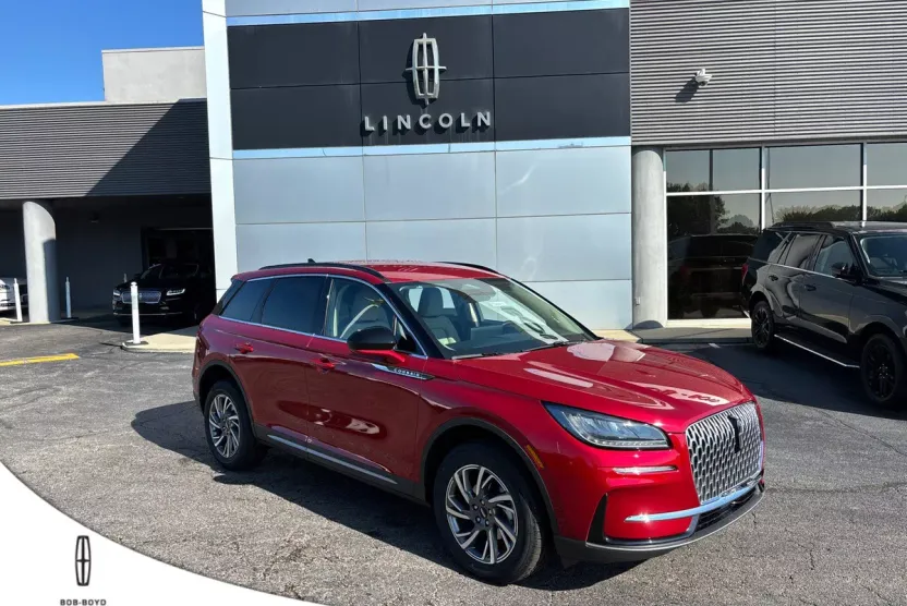 2026 Lincoln Corsair Premiere photo 1