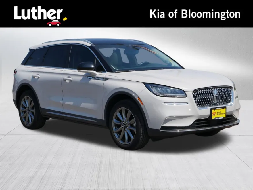 2022 Lincoln Corsair Standard photo 1