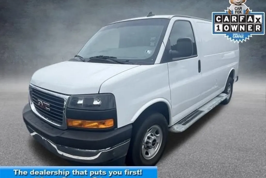 2022 Gmc Savana Cargo 2500 photo 1