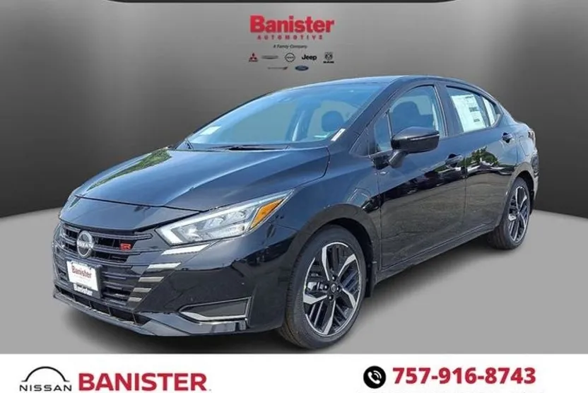 2025 Nissan Versa 1.6 SR photo 1