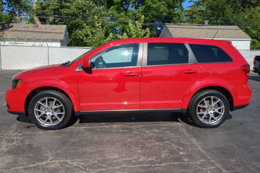 2017 Dodge Journey GT photo 1
