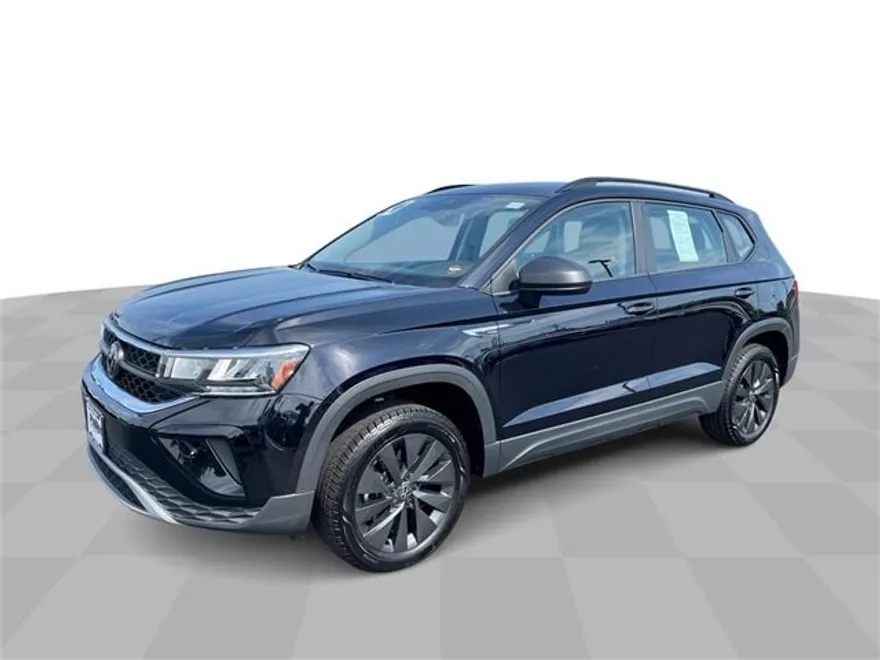 2024 Volkswagen Taos S photo 1
