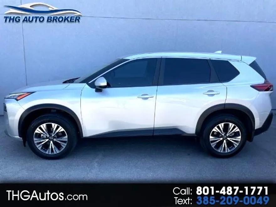 2023 Nissan Rogue SV AWD photo 1