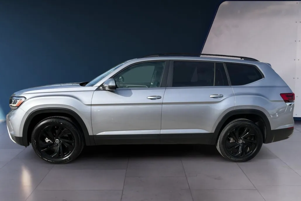 2023 Volkswagen Atlas SE Technology photo 1