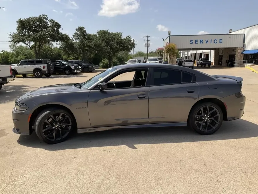 2022 Dodge Charger R/T photo 1