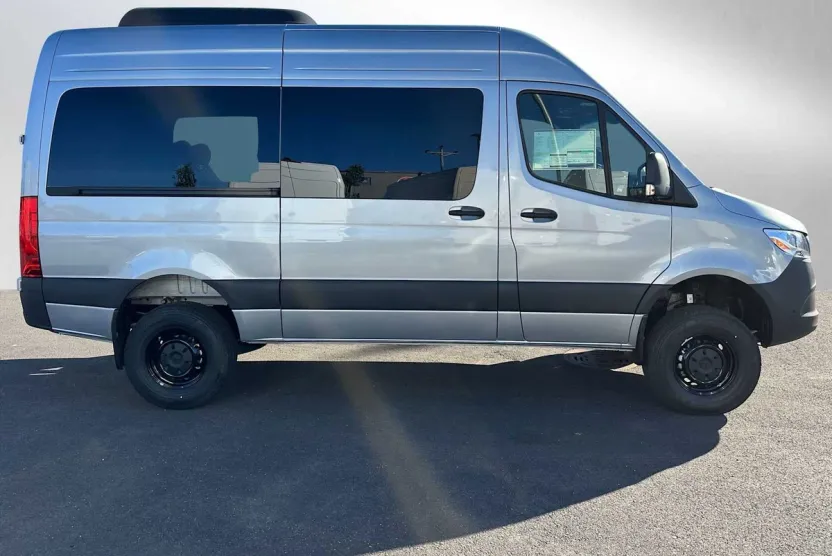 2025 Mercedes Benz Sprinter 2500 Standard Roof photo 1