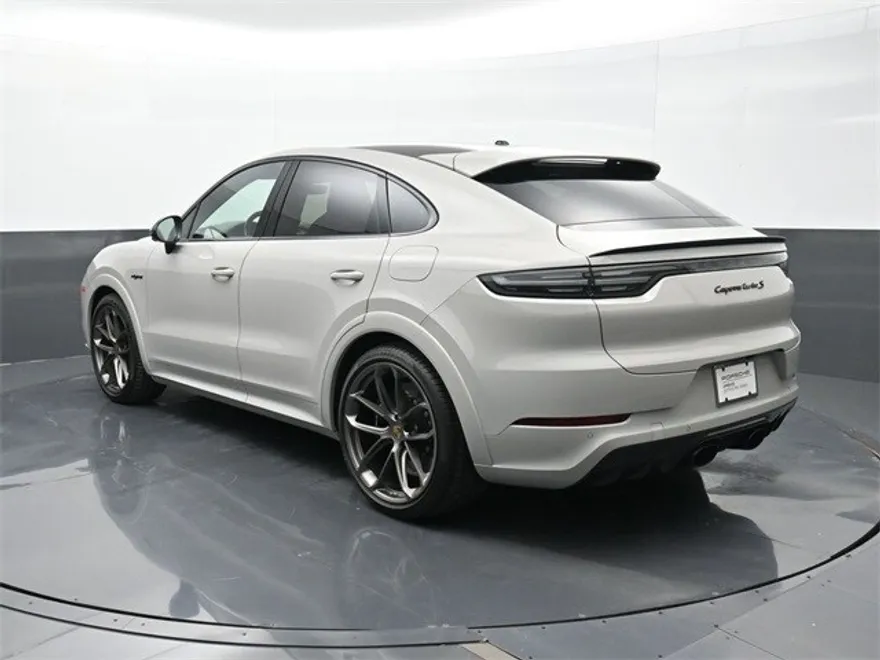 2023 Porsche Cayenne E-Hybrid Coupe Turbo S photo 1