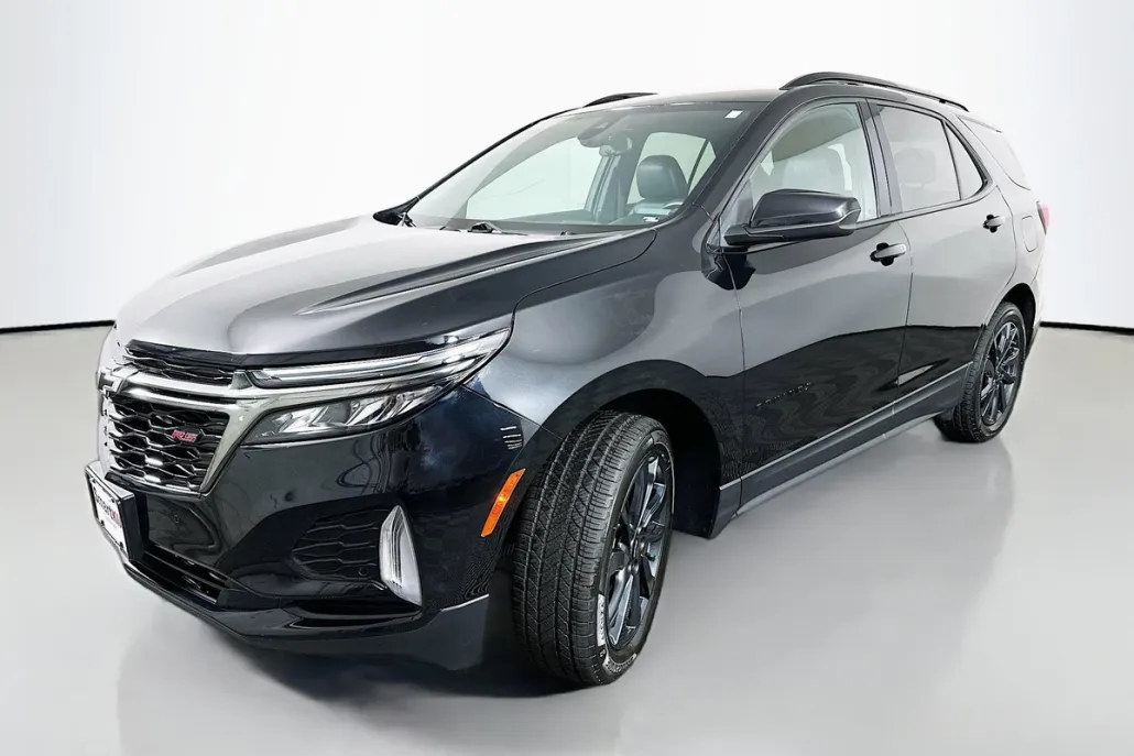 2023 Chevrolet Equinox RS photo 1