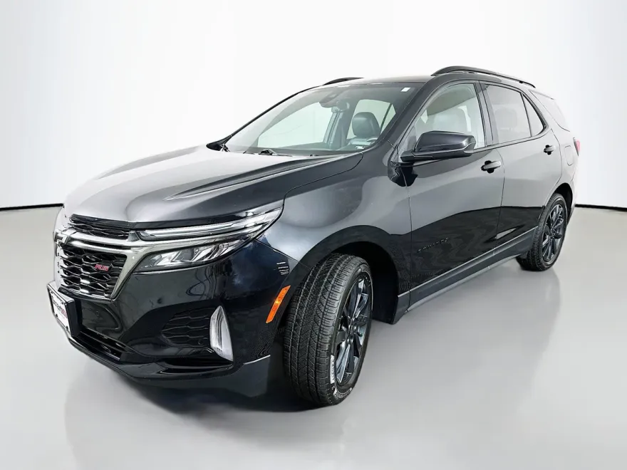 2023 Chevrolet Equinox RS photo 1