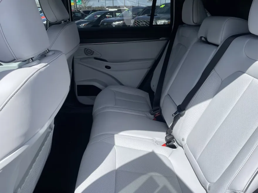 2025 Jeep Wagoneer S Limited photo 1