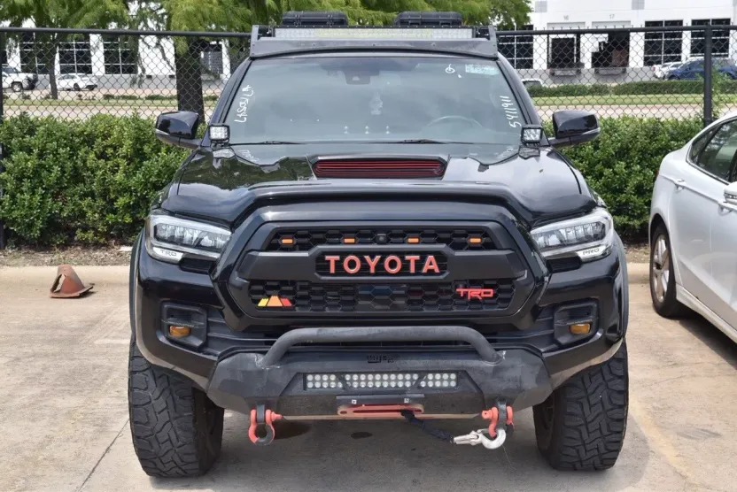 2021 Toyota Tacoma TRD Pro photo 1