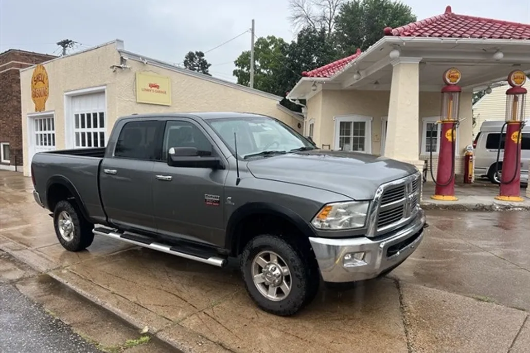 2012 Ram 2500 SLT photo 1