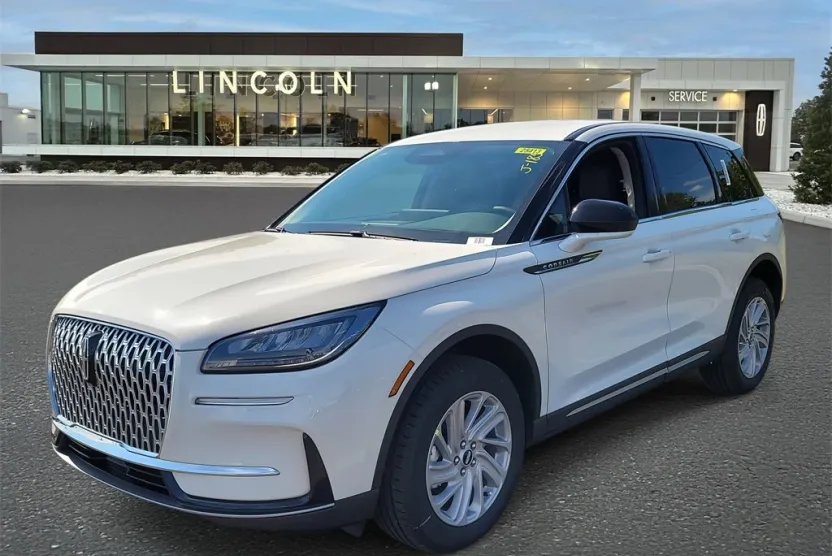 2025 Lincoln Corsair Premiere photo 1