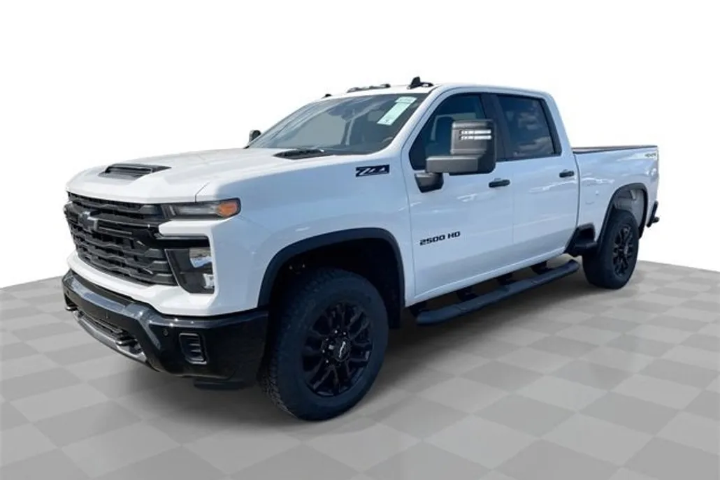 2026 Chevrolet Silverado 2500HD Custom photo 1