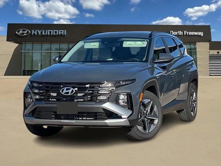 2025 Hyundai Tucson SEL photo 1