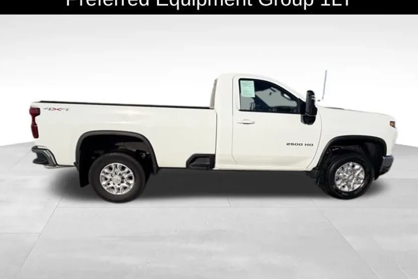 2022 Chevrolet Silverado 2500HD LT photo 1