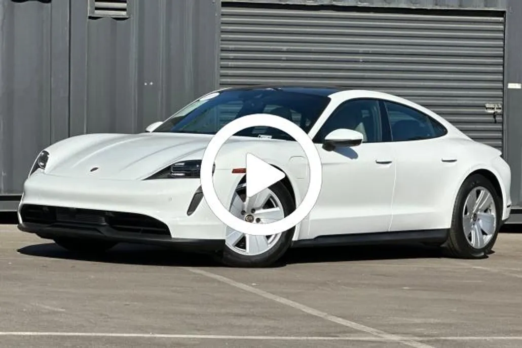 2022 Porsche Taycan 4S photo 1