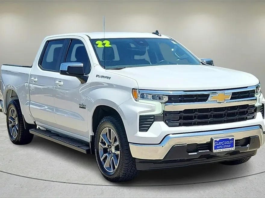 2022 Chevrolet Silverado 1500 LT photo 1