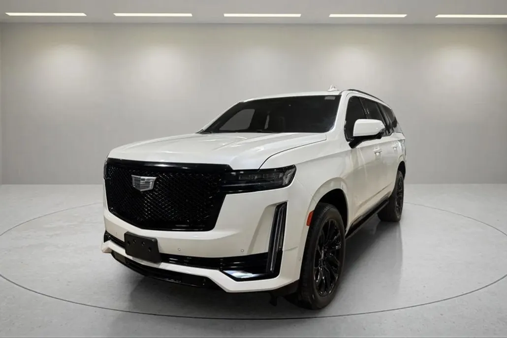 2022 Cadillac Escalade Sport Platinum photo 1