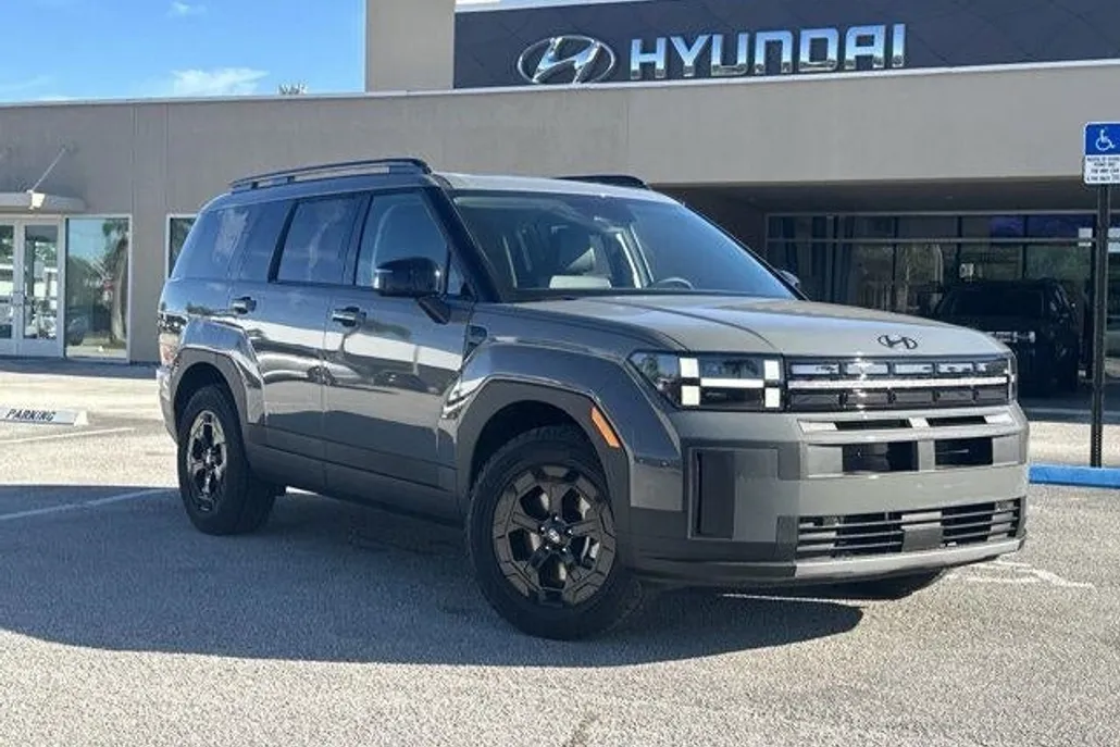 2025 Hyundai Santa Fe XRT photo 1