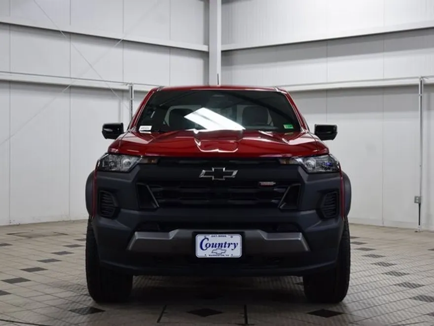 2026 Chevrolet Colorado Trail Boss photo 1