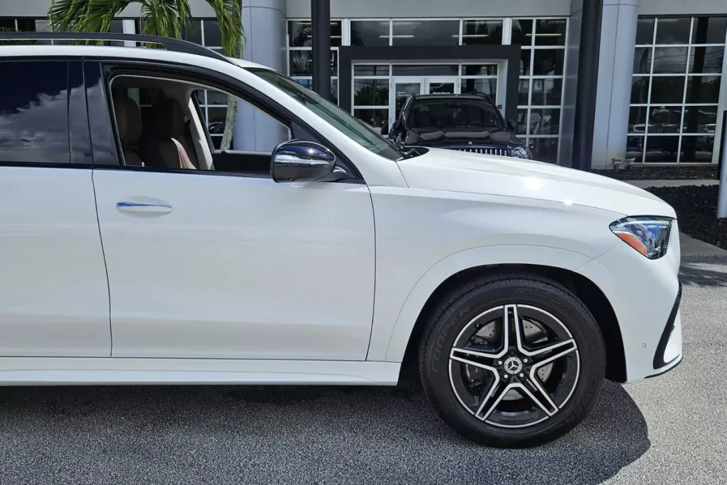 2024 Mercedes Benz GLE 450 4MATIC photo 1