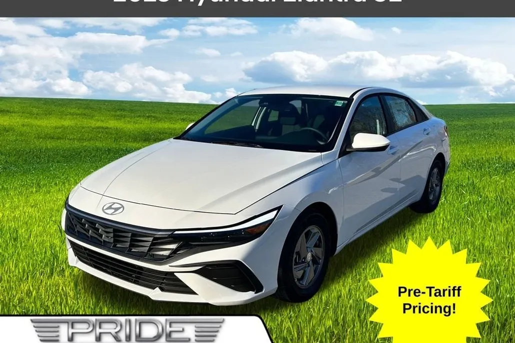 2025 Hyundai Elantra SE photo 1