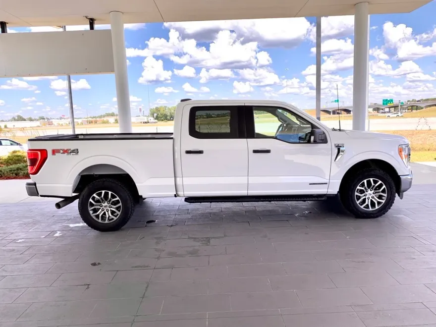 2021 Ford F-150 XLT photo 1
