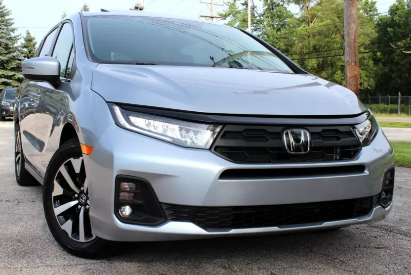 2025 Honda Odyssey EX-L photo 1