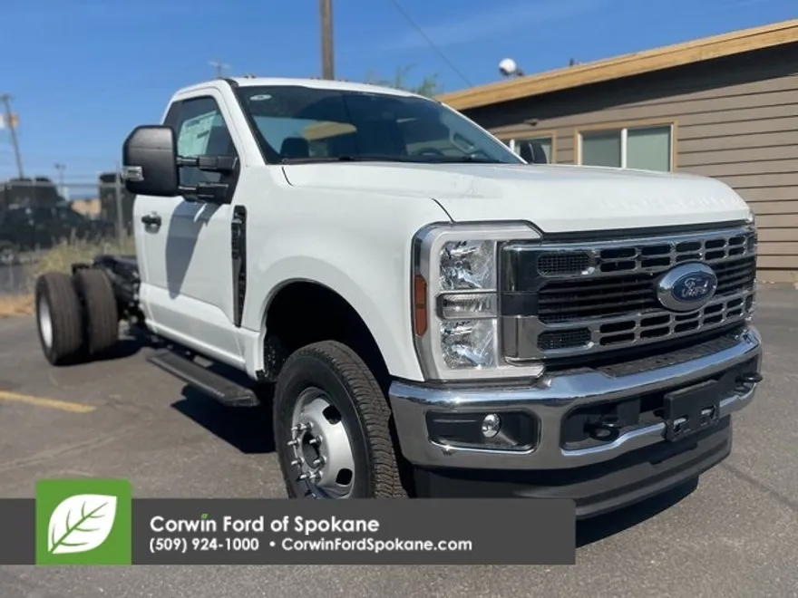 2025 Ford F-350 photo 1