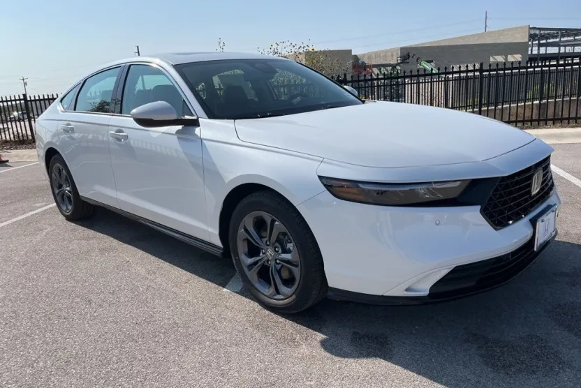 2025 Honda Accord Hybrid EX-L photo 1