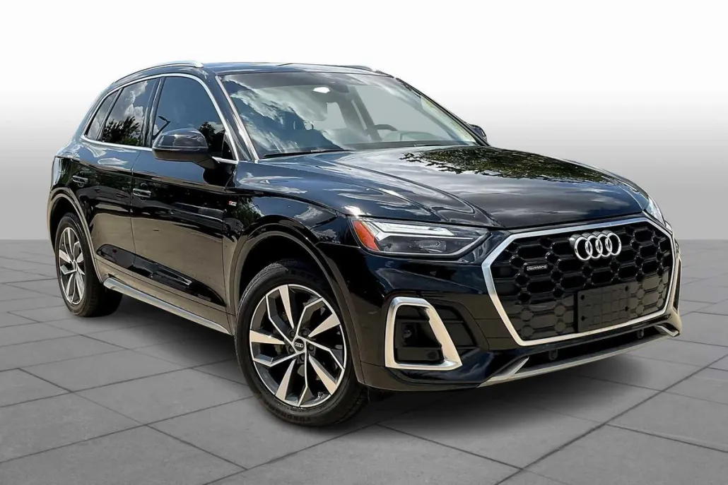2023 Audi Q5 S line Premium photo 1