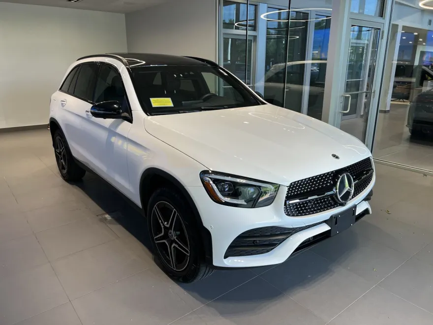 2022 Mercedes Benz GLC 300 4MATIC photo 1