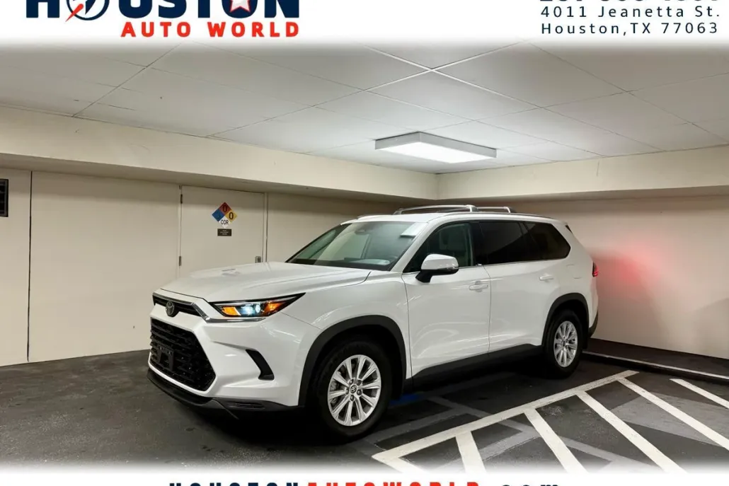 2025 Toyota Grand Highlander Limited photo 1