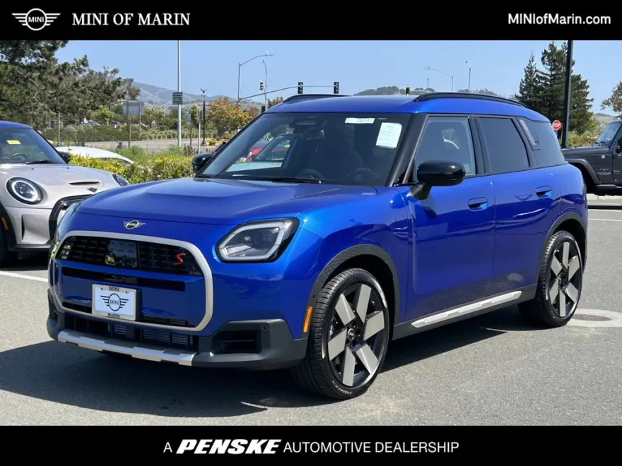 2025 Mini Countryman S ALL4 Iconic photo 1