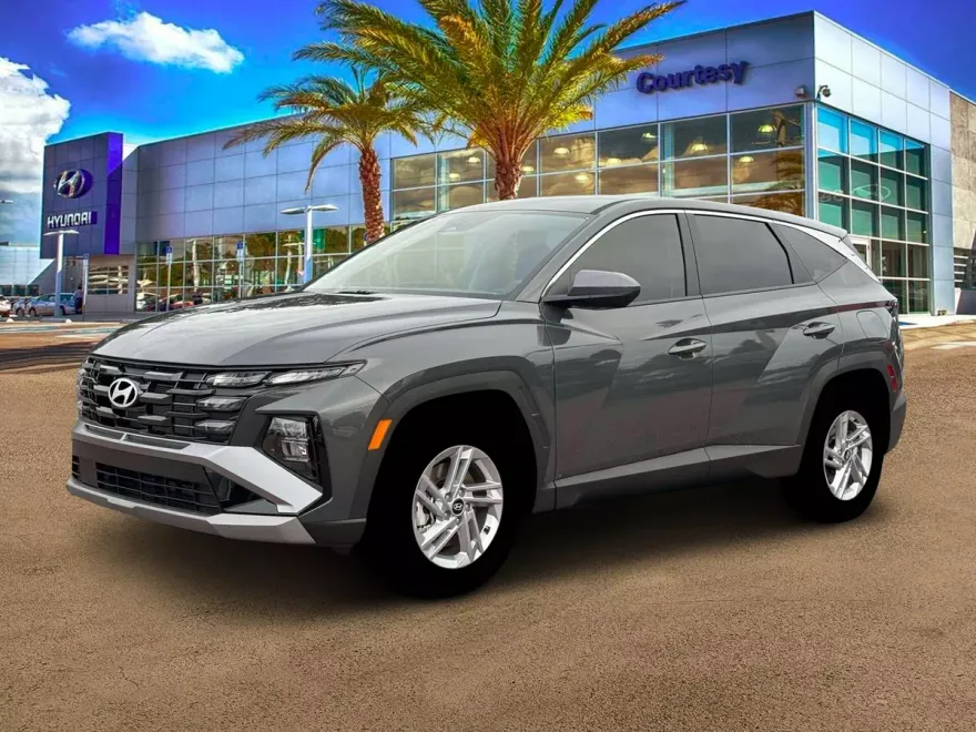 2026 Hyundai Tucson SE photo 1