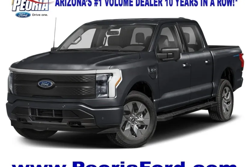 2025 Ford F-150 Lightning XLT photo 1