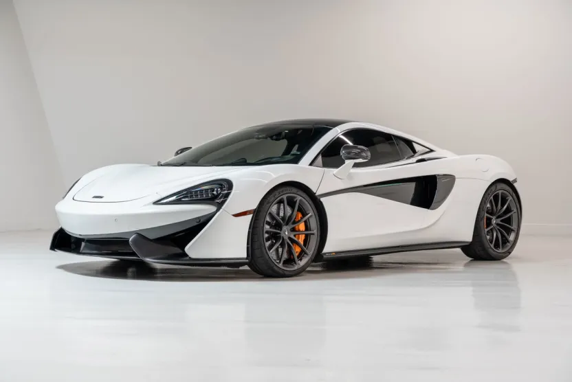 2019 Mclaren 570S photo 1