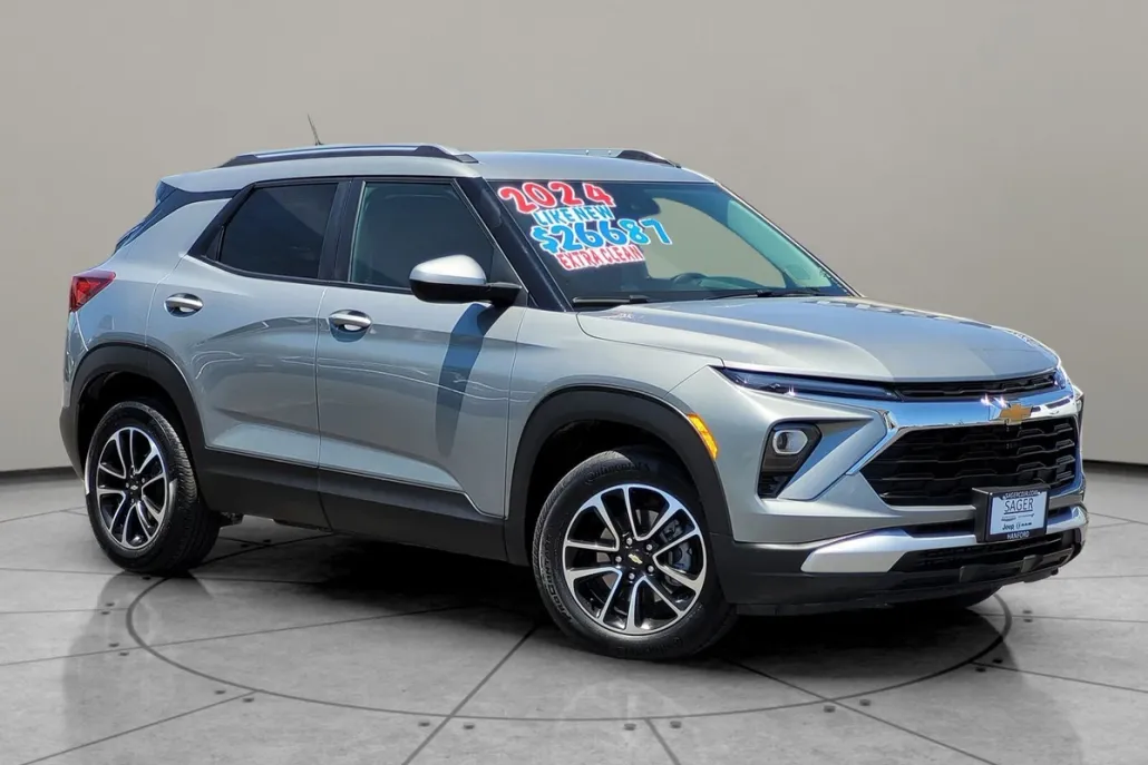 2024 Chevrolet Trailblazer LT photo 1