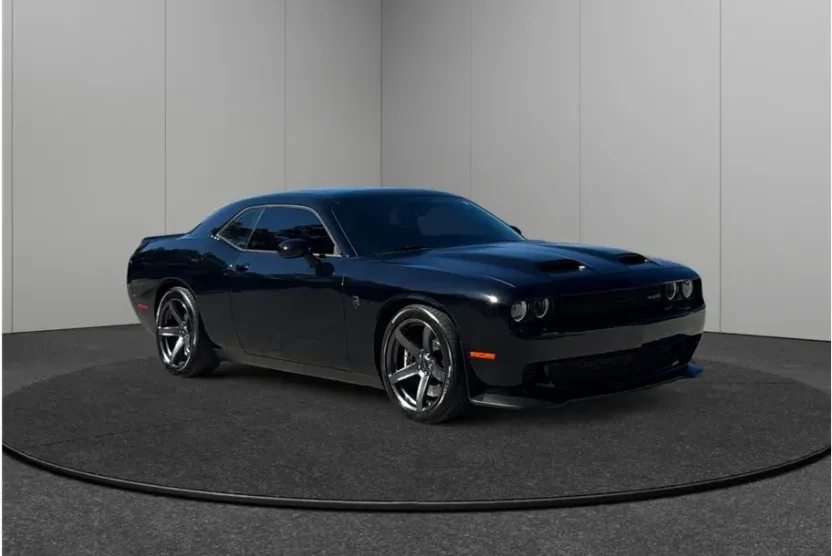 2023 Dodge Challenger SRT8 Hellcat Redeye photo 1