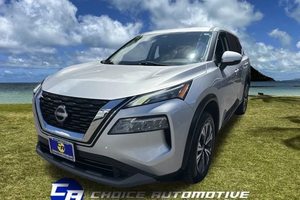 2022 Nissan Rogue SV photo 1